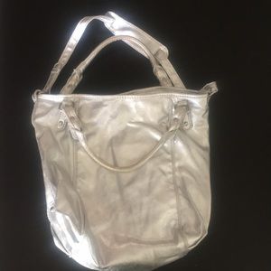 Silver gap handbag